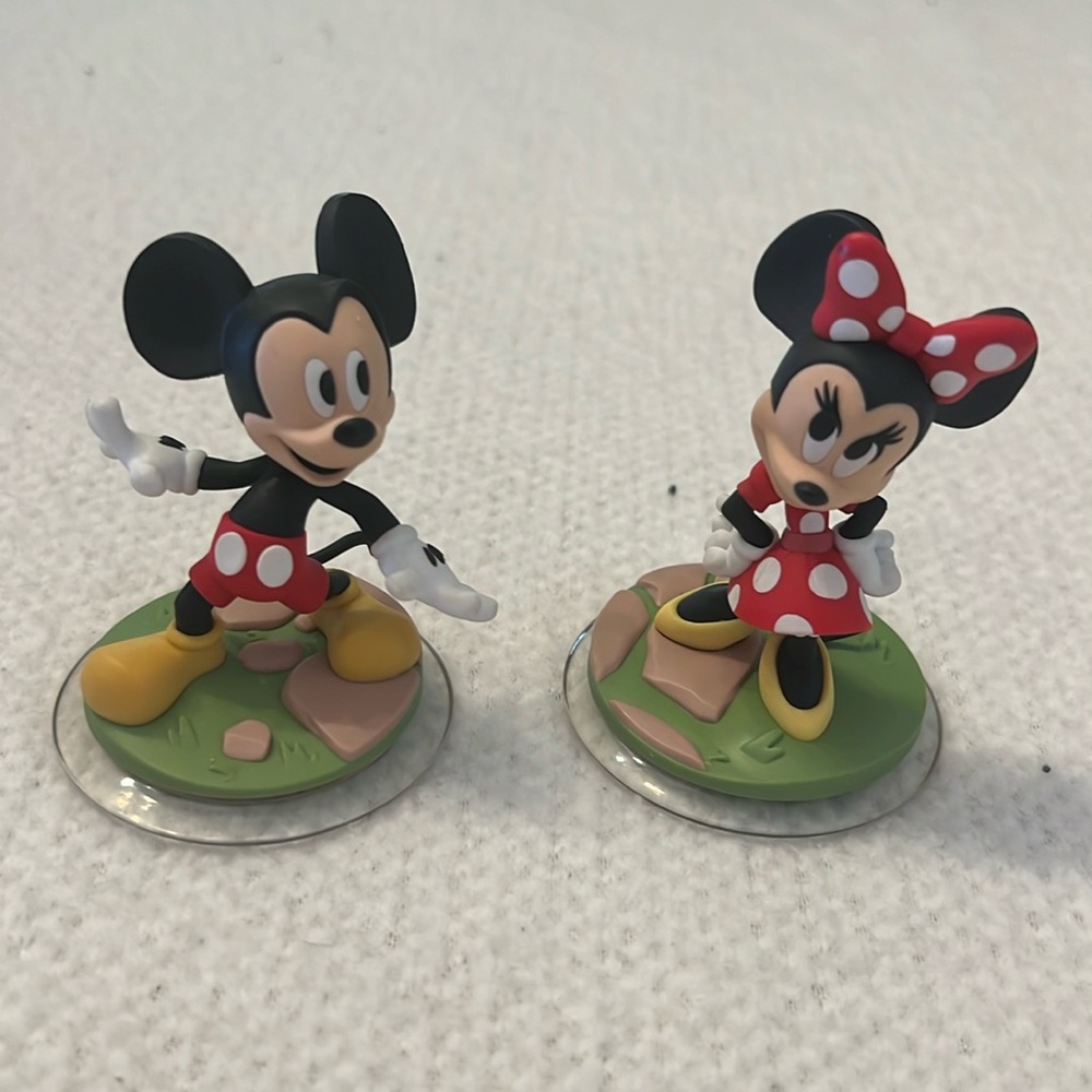 Disney Infinity 3.0 Mickey and Minnie Mouse Figurines